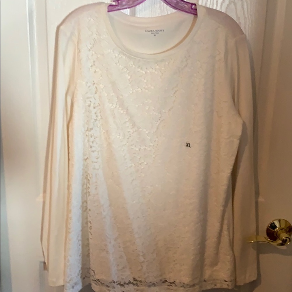 🔥3/$10 Laura Scott XL cream lace front shirt